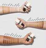 کرم پودر ساتین ( ابریشمی ) شیگلم مدل Skin Sync Satin foundation | پوستی یکدست، طبیعی و بی‌نقص - تصویر 3